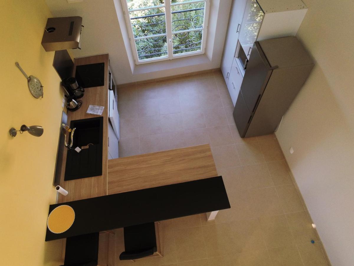 Logement Nenuphar Avallon Luaran gambar
